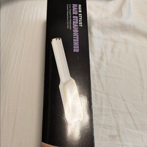 White Hair Stylist Hair Straightener